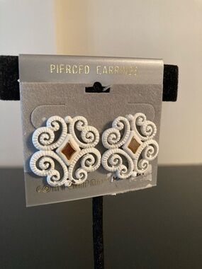White Filigree Stud Earrings with Gold Accent